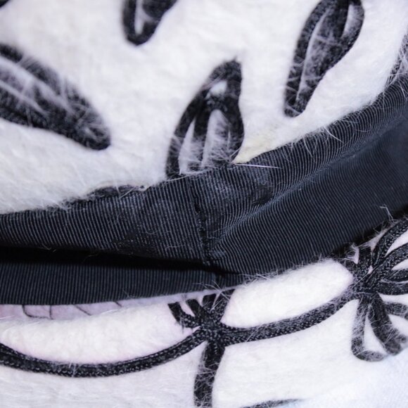 Vintage 50s Wool Hat Black & White Floral 21" - Picture 7 of 8